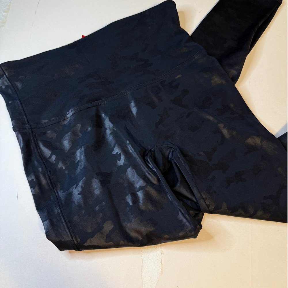 Spanx Camo Leggings Size L – Sculpting High Rise Compression Activewear